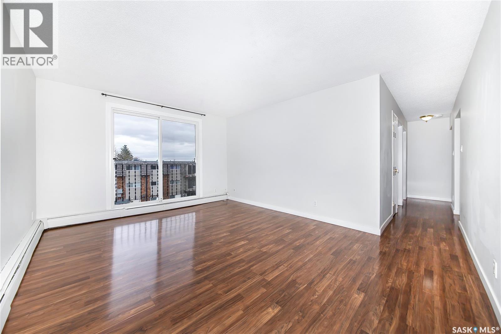 17 3625 Chaben Place, Saskatoon, SK - Indoor Photo Showing Other Room