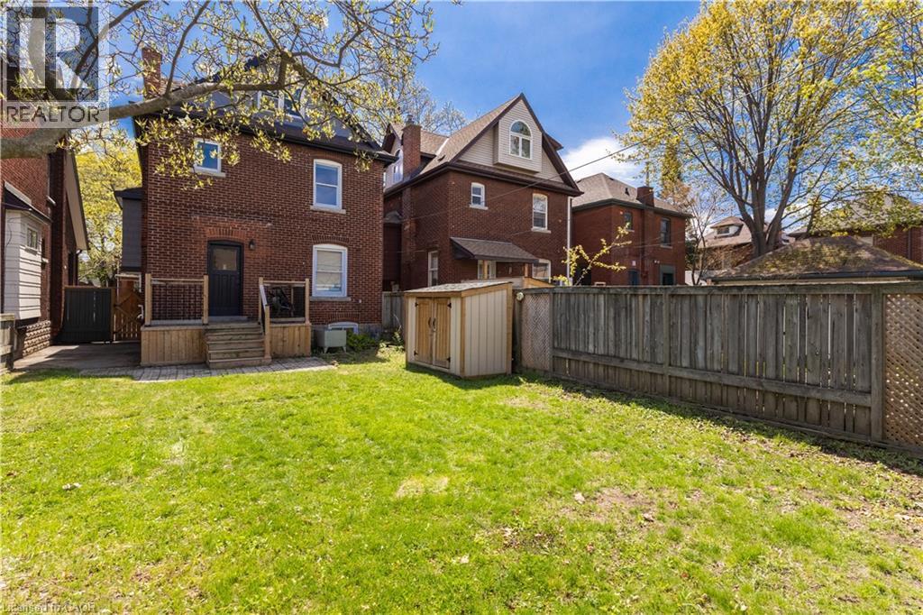 84 South Oval, Hamilton, ON - Outdoor