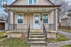 5241 KITCHENER STREET Niagara Falls, ON L2G 1B4