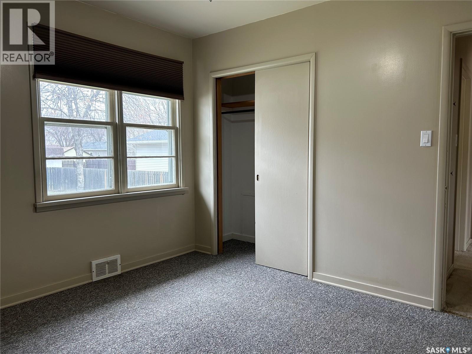 1809 2Nd Street, Estevan, SK - Indoor