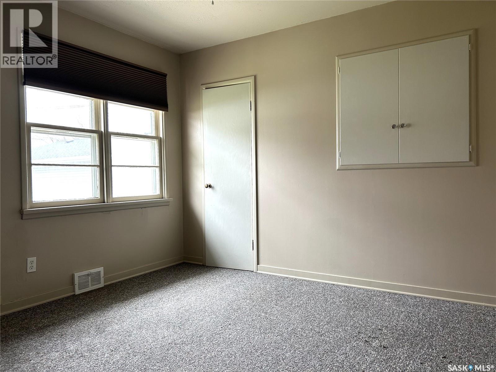1809 2Nd Street, Estevan, SK - Indoor