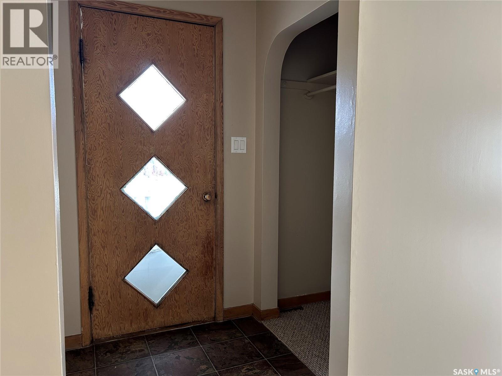 1809 2Nd Street, Estevan, SK - Indoor Photo Showing Other Room