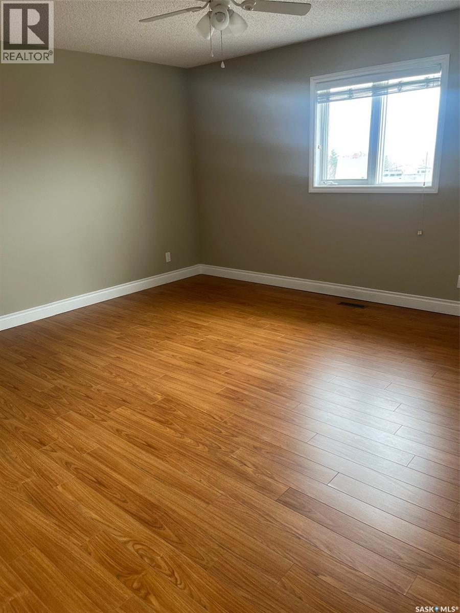 304 408 Heritage Drive, Estevan, SK - Indoor Photo Showing Other Room