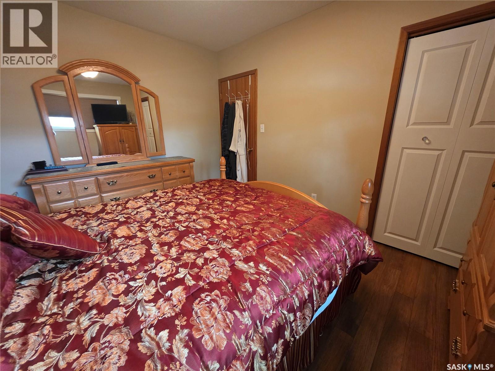 1841 Gibbs Road, Estevan, SK - Indoor Photo Showing Bedroom