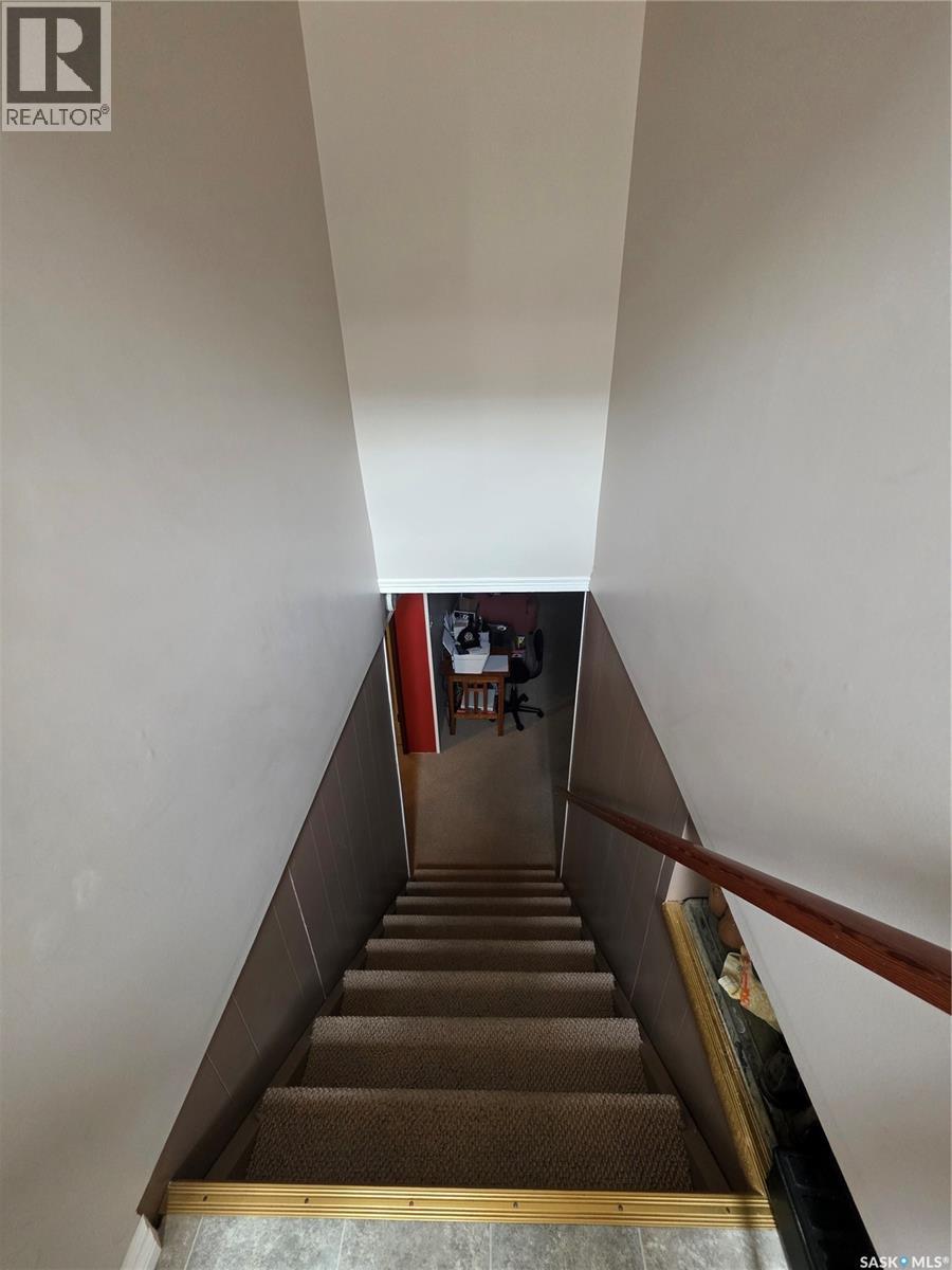 1841 Gibbs Road, Estevan, SK - Indoor Photo Showing Other Room