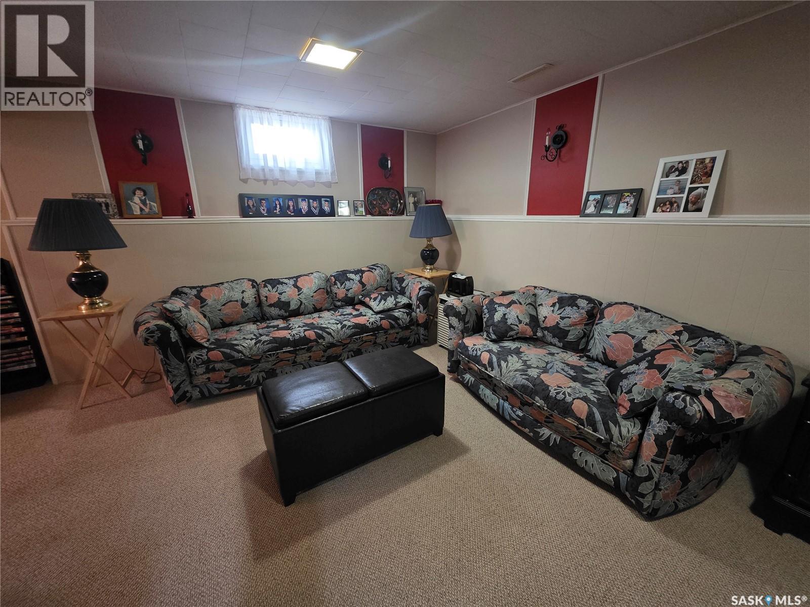 1841 Gibbs Road, Estevan, SK - Indoor