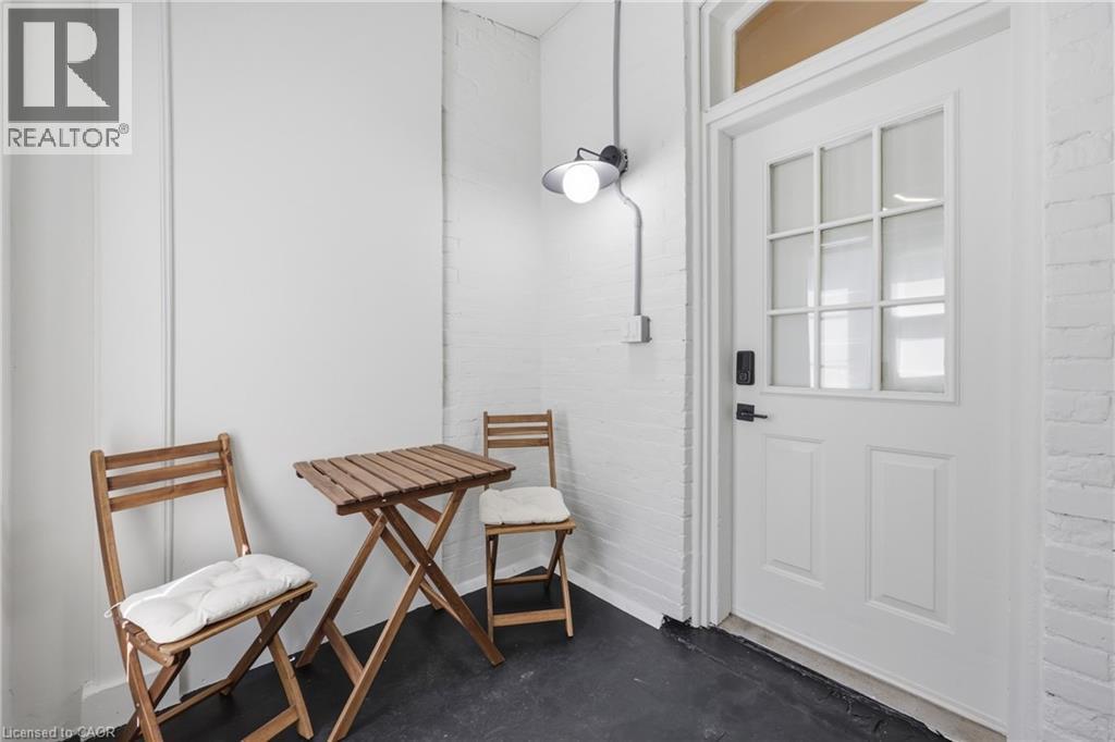 252 King Street W, Hamilton, ON - Indoor Photo Showing Other Room
