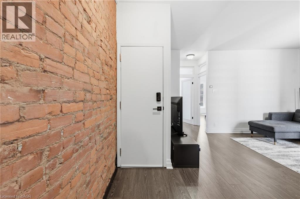 252 King Street W, Hamilton, ON - Indoor