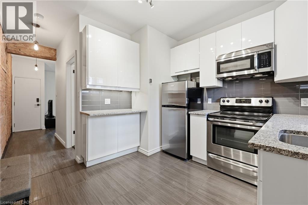 252 King Street W, Hamilton, ON - Indoor Photo Showing Kitchen With Stainless Steel Kitchen With Upgraded Kitchen