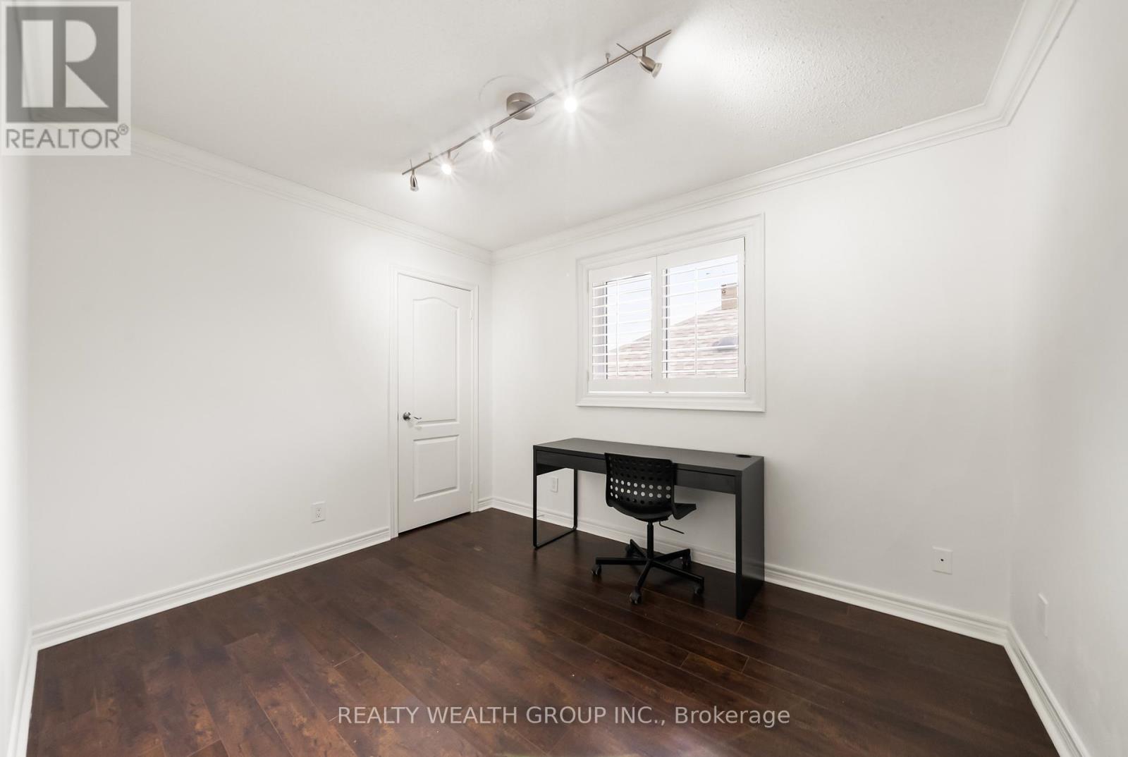 185 Regency View Heights, Vaughan, ON - Indoor Photo Showing Other Room
