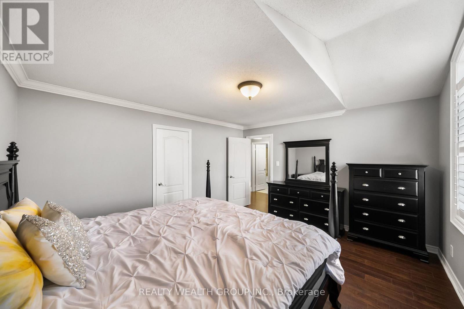 185 Regency View Heights, Vaughan, ON - Indoor Photo Showing Bedroom