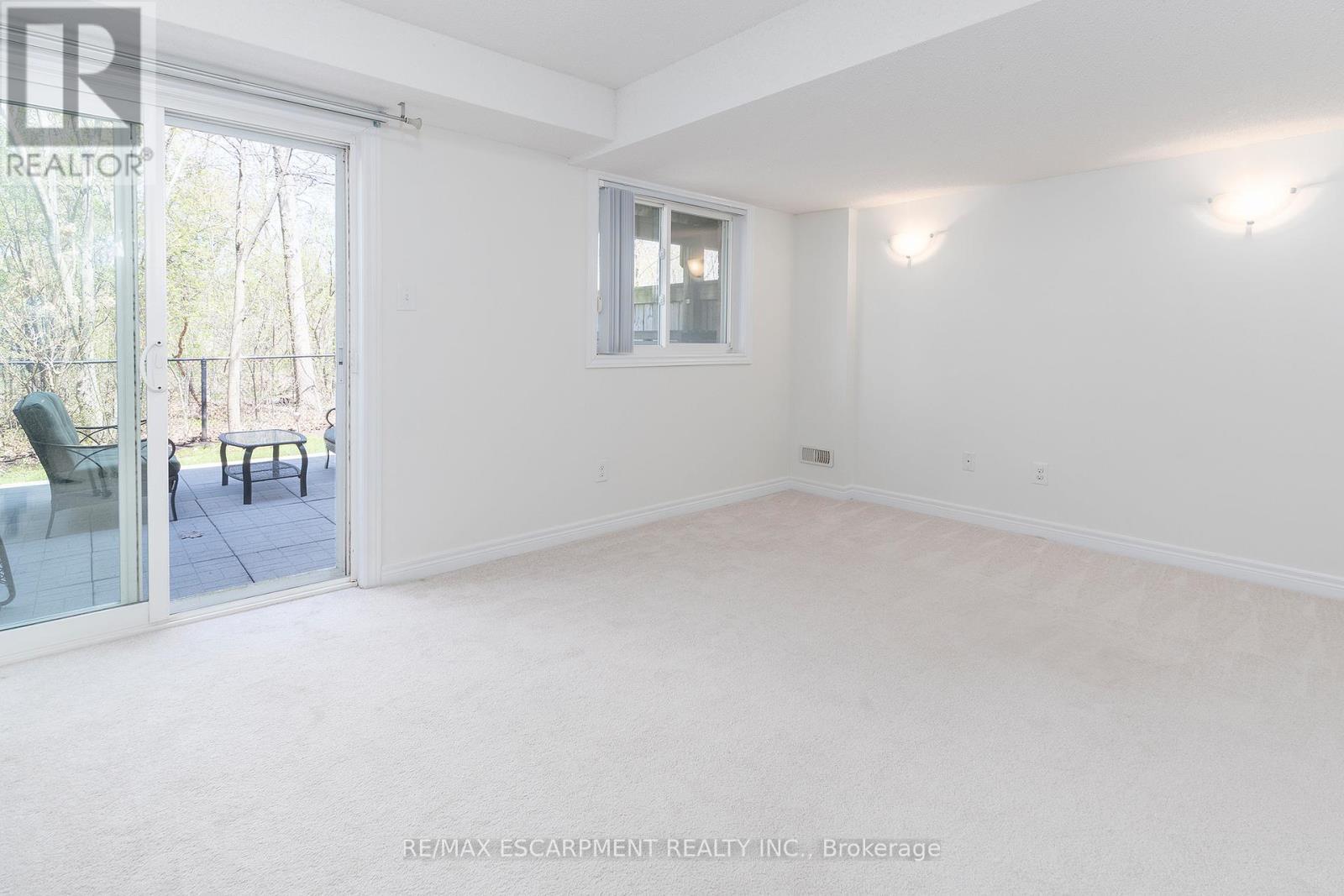 25 - 233 Duskywing Way, Oakville, ON - Indoor Photo Showing Other Room