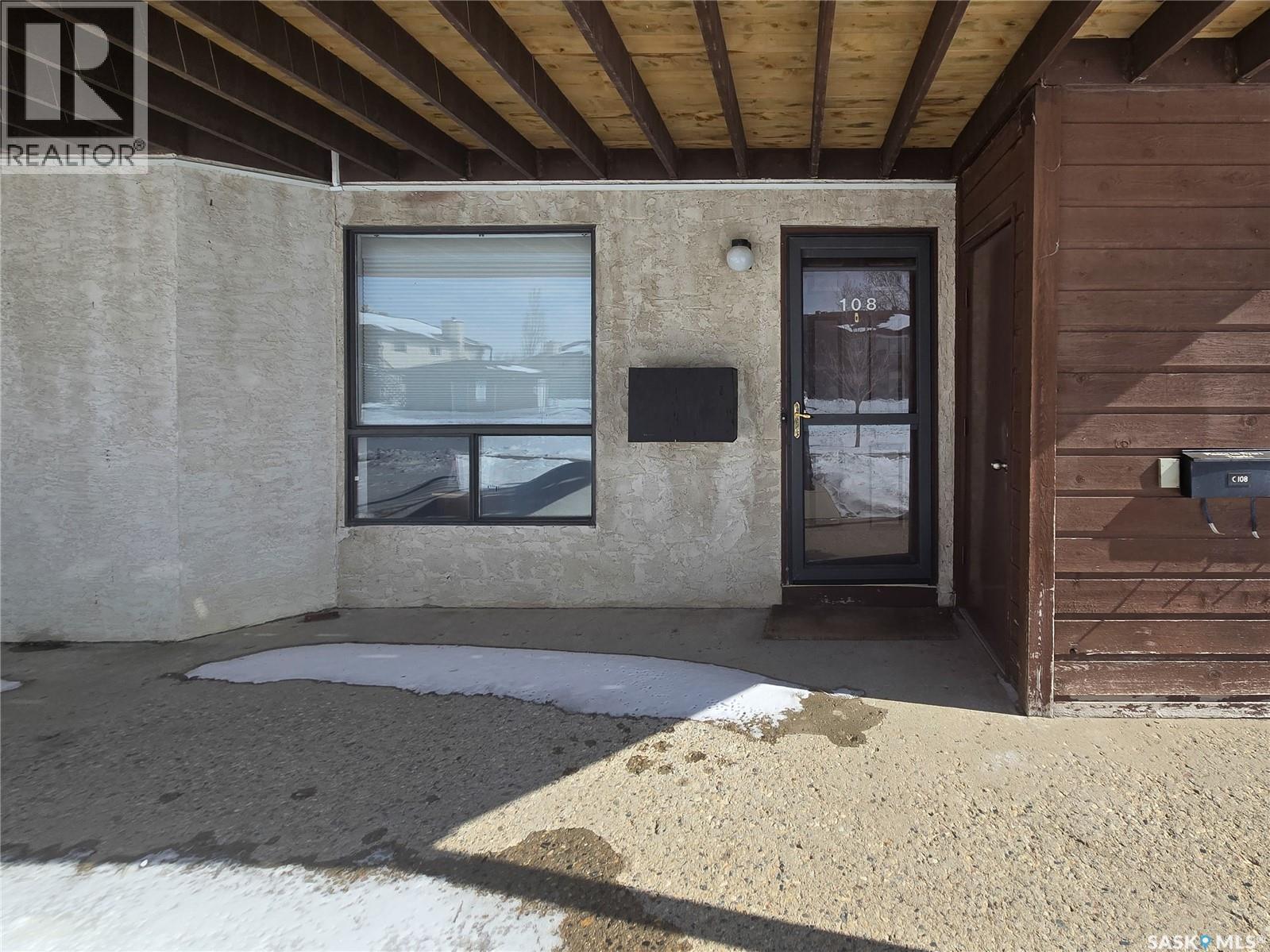 108 2931 Harding Street, Regina, SK - Outdoor With Exterior