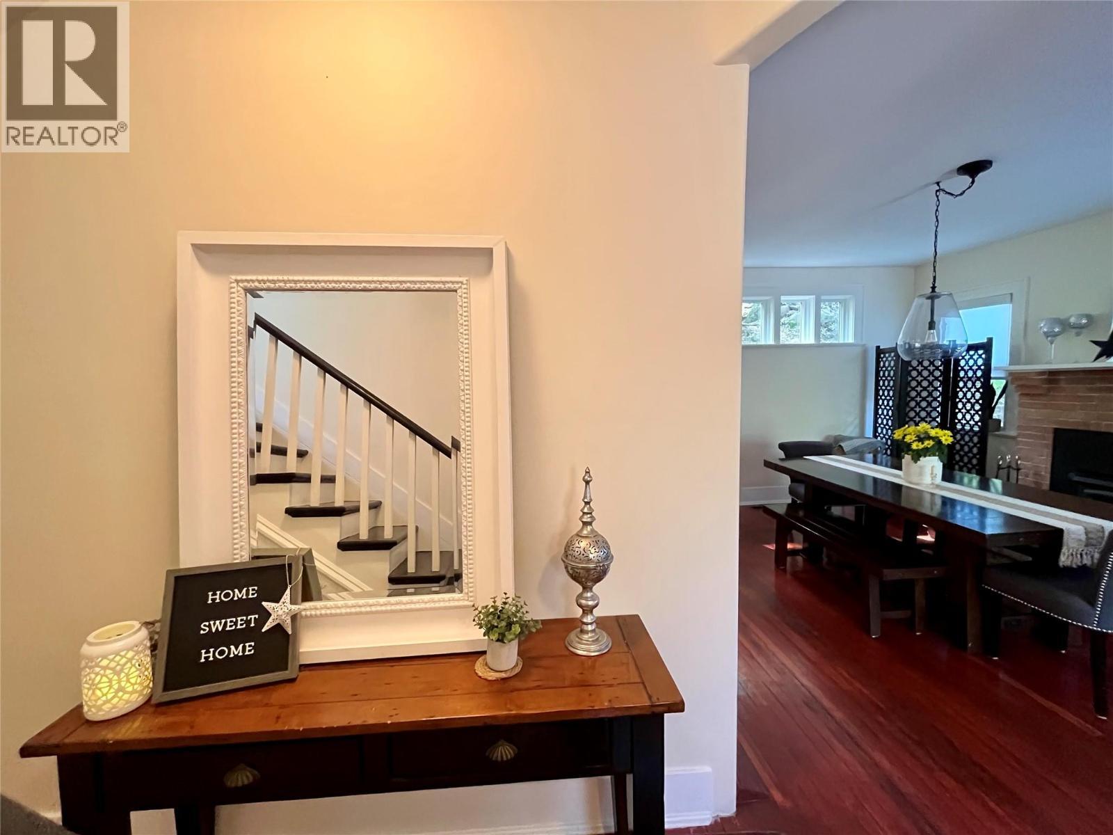 2070 Riverside Avenue, Trail, BC - Indoor Photo Showing Other Room