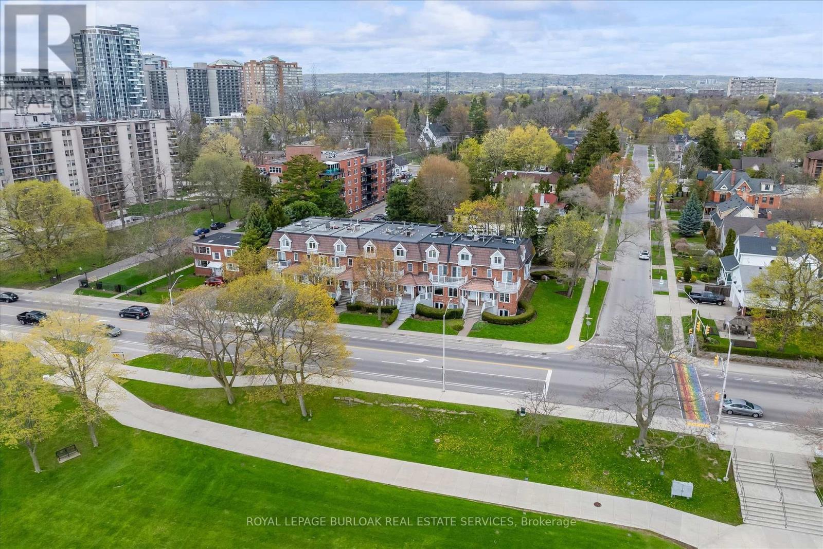 1389 Lakeshore Road, Burlington, ON - Outdoor With View