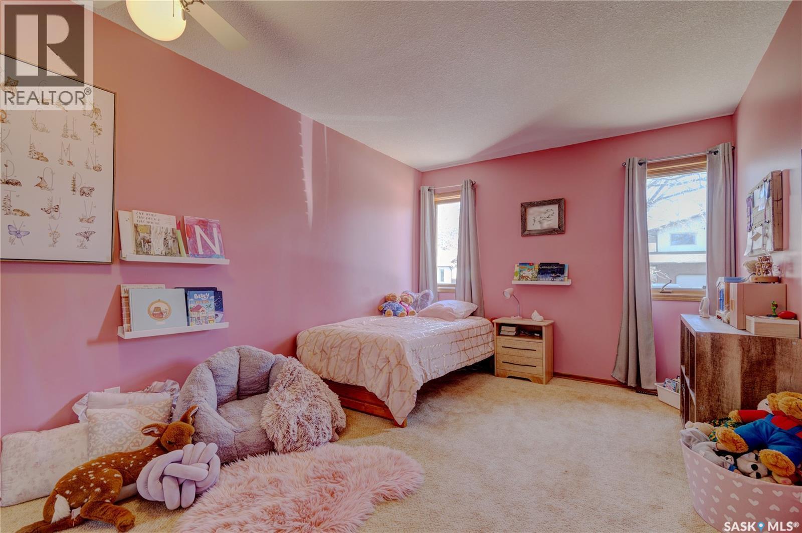 1434 Sidler Drive N, Regina, SK - Indoor Photo Showing Bedroom