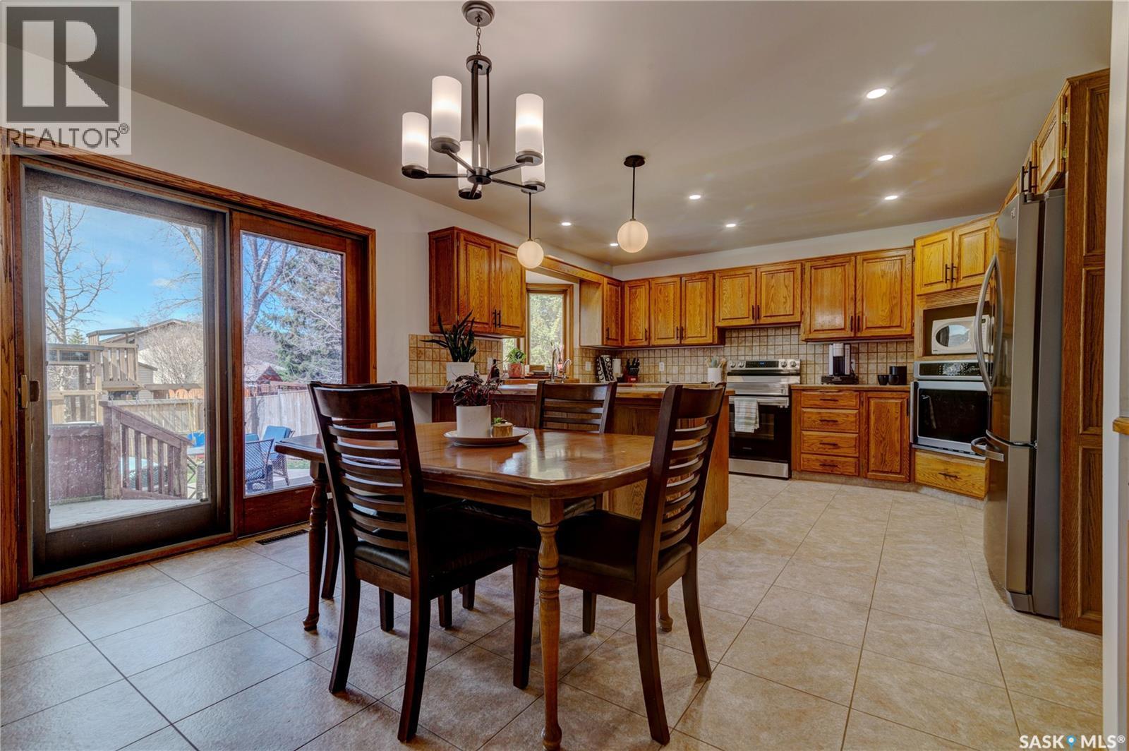 1434 Sidler Drive N, Regina, SK - Indoor