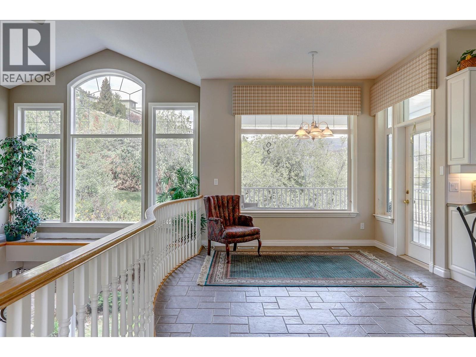 1101 Phoenix Drive, Vernon, BC - Indoor Photo Showing Other Room