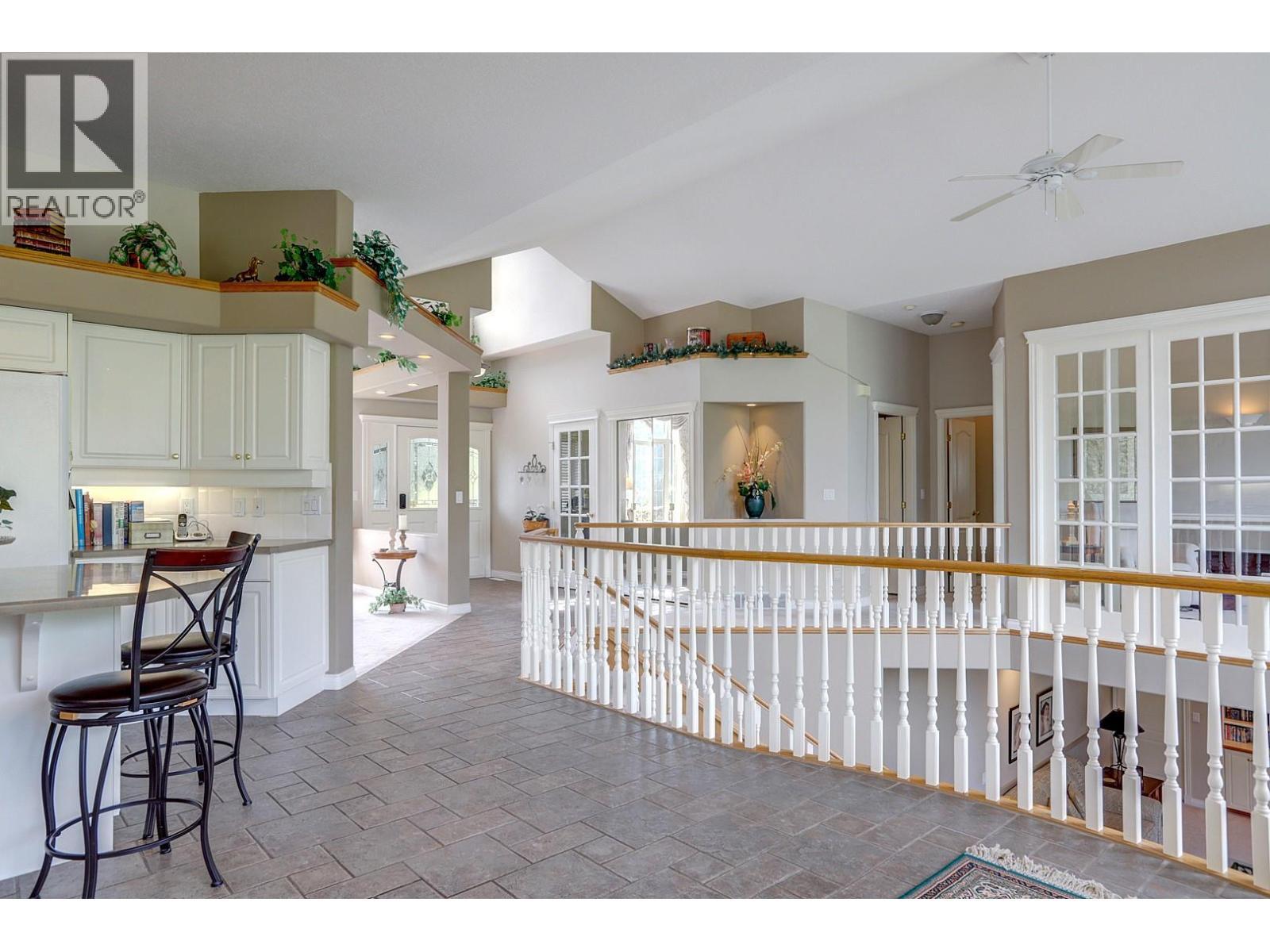 1101 Phoenix Drive, Vernon, BC - Indoor Photo Showing Other Room