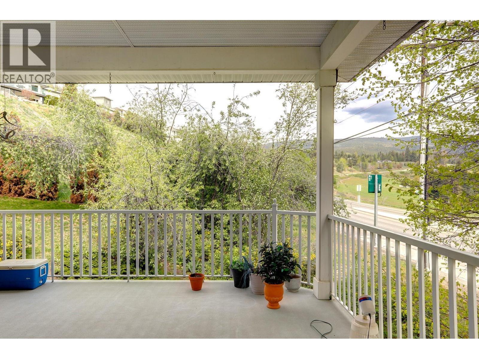 1101 Phoenix Drive, Vernon, BC - Outdoor