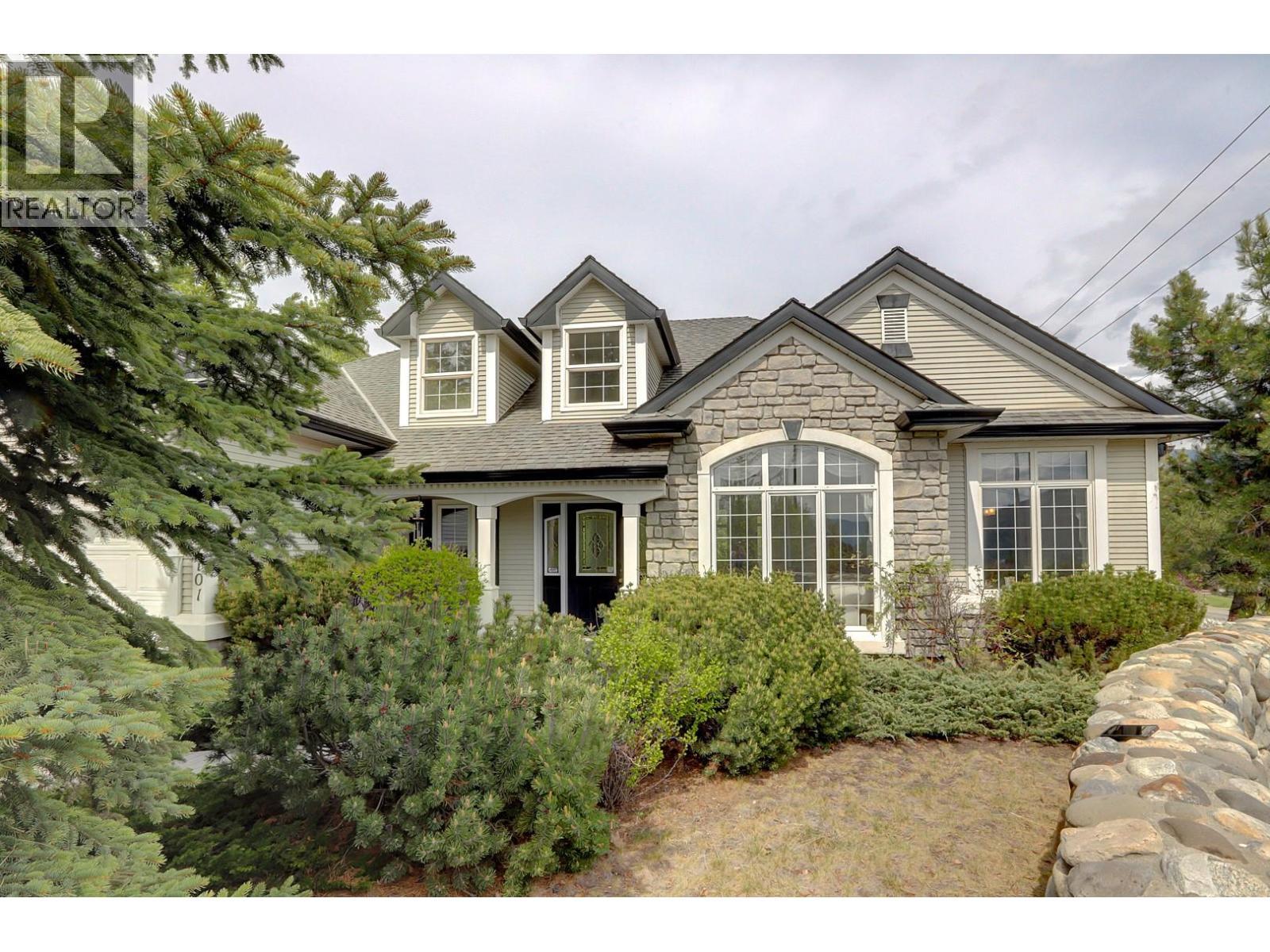 1101 Phoenix Drive, Vernon, BC - Outdoor