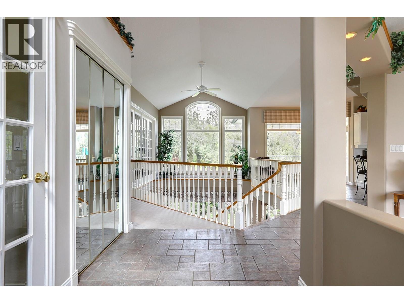 1101 Phoenix Drive, Vernon, BC - Indoor Photo Showing Other Room