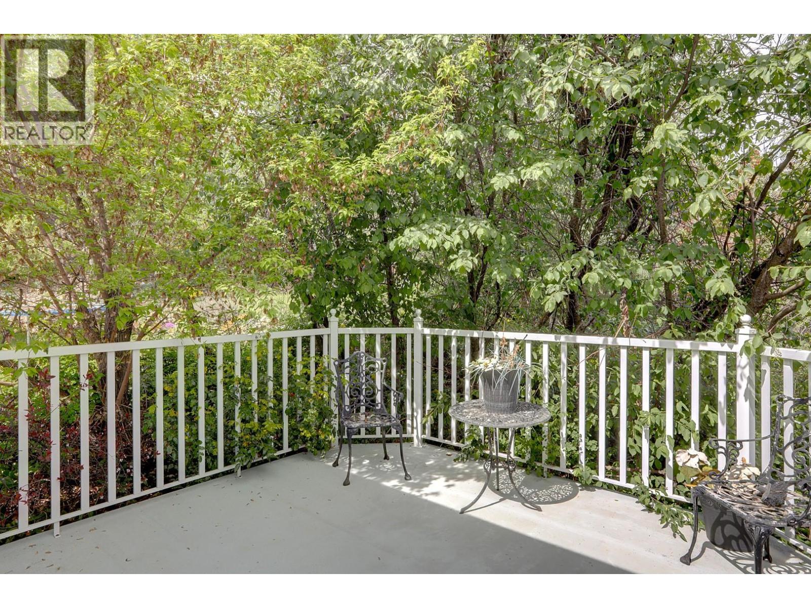 1101 Phoenix Drive, Vernon, BC - Outdoor