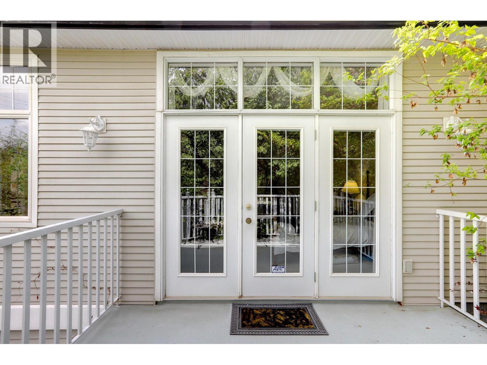 1101 Phoenix Drive, Vernon, BC - Outdoor With Exterior
