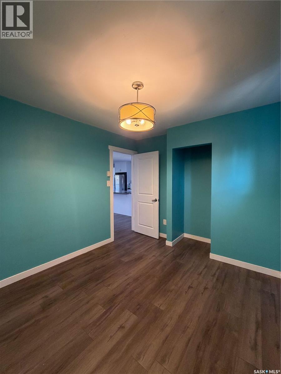 302 Aberdeen Street, Elbow, SK - Indoor Photo Showing Other Room
