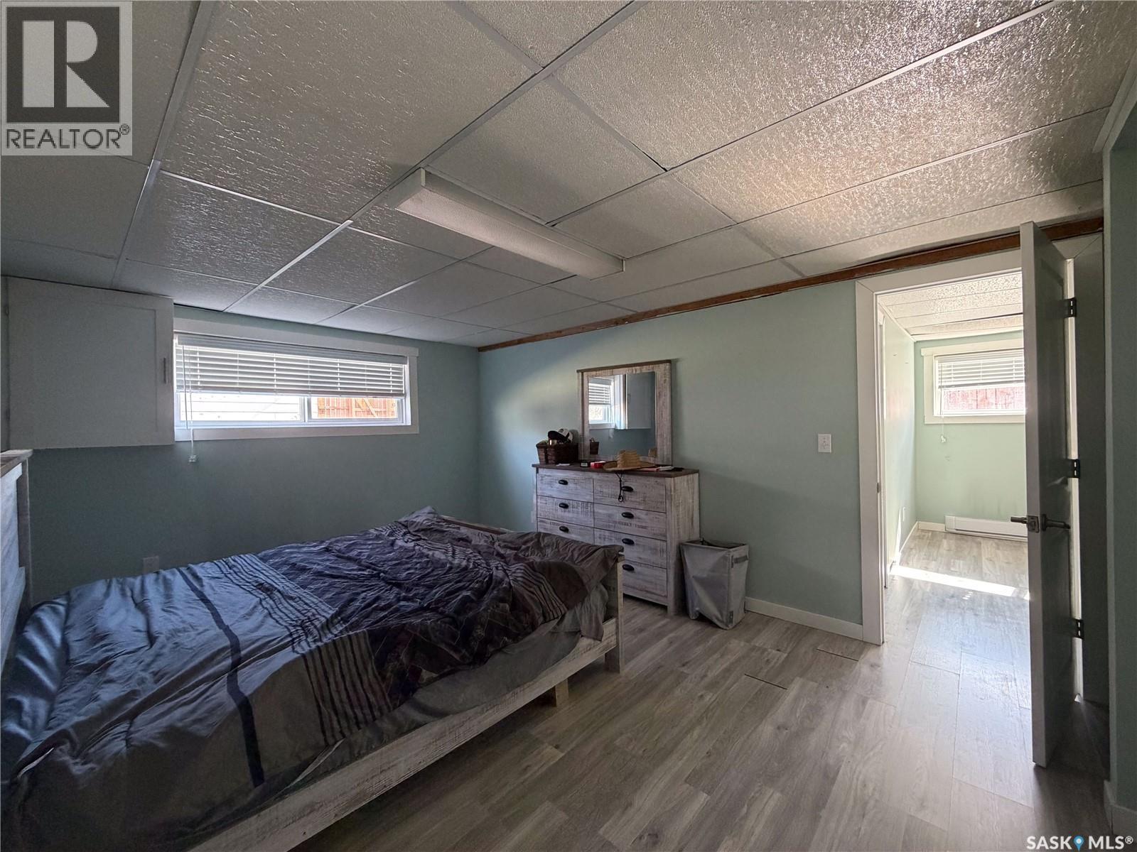 302 Aberdeen Street, Elbow, SK - Indoor Photo Showing Bedroom