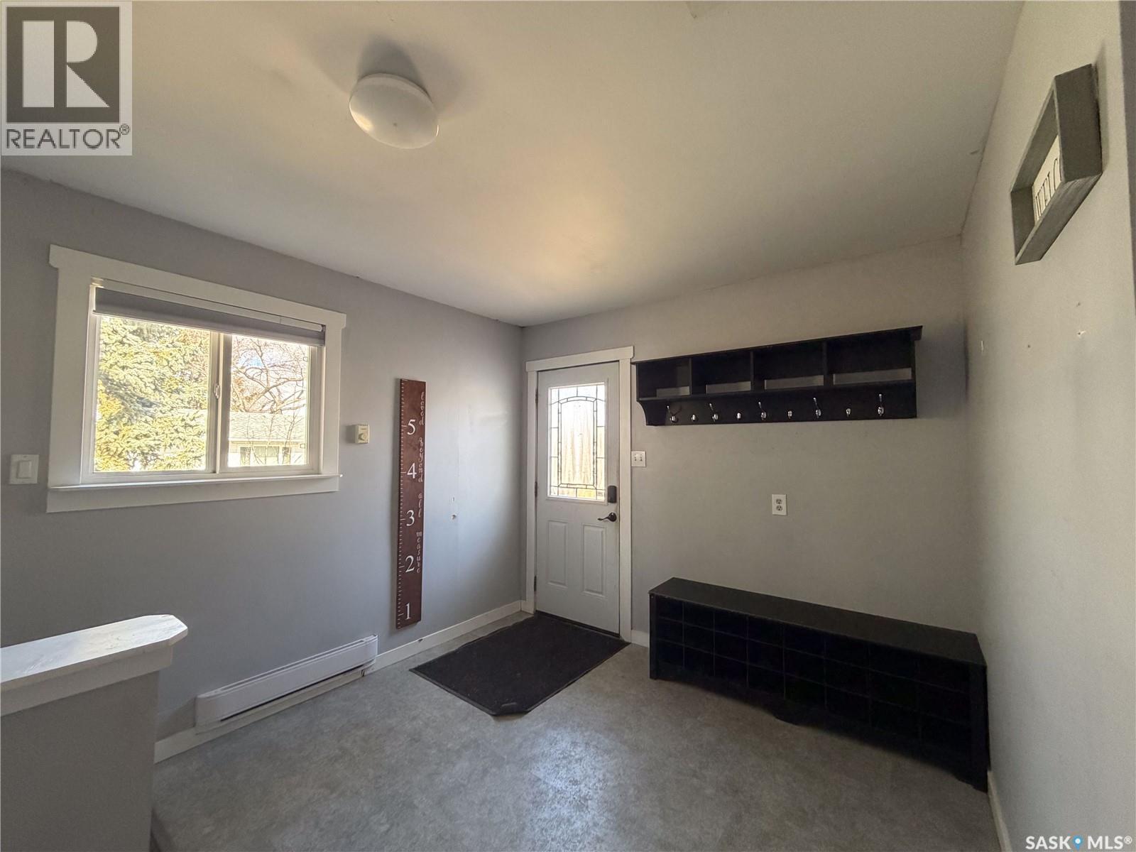 302 Aberdeen Street, Elbow, SK - Indoor Photo Showing Other Room