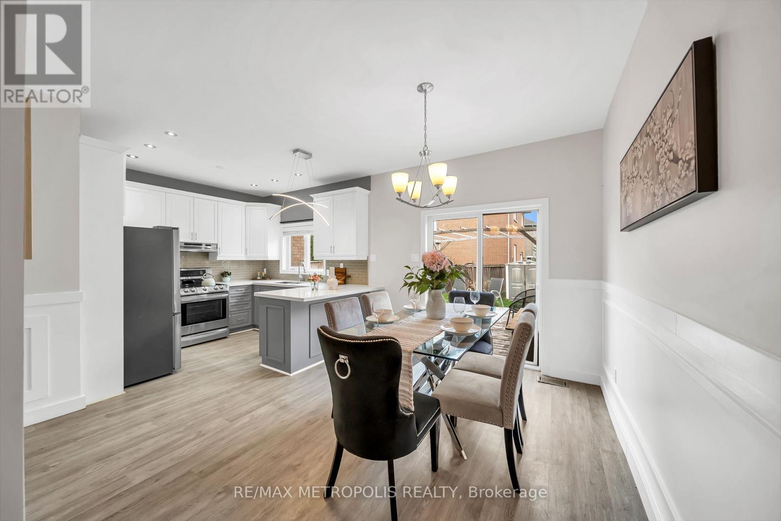 Kitchen with Dinning - 5 Westhampton Way, Hamilton, ON - Indoor