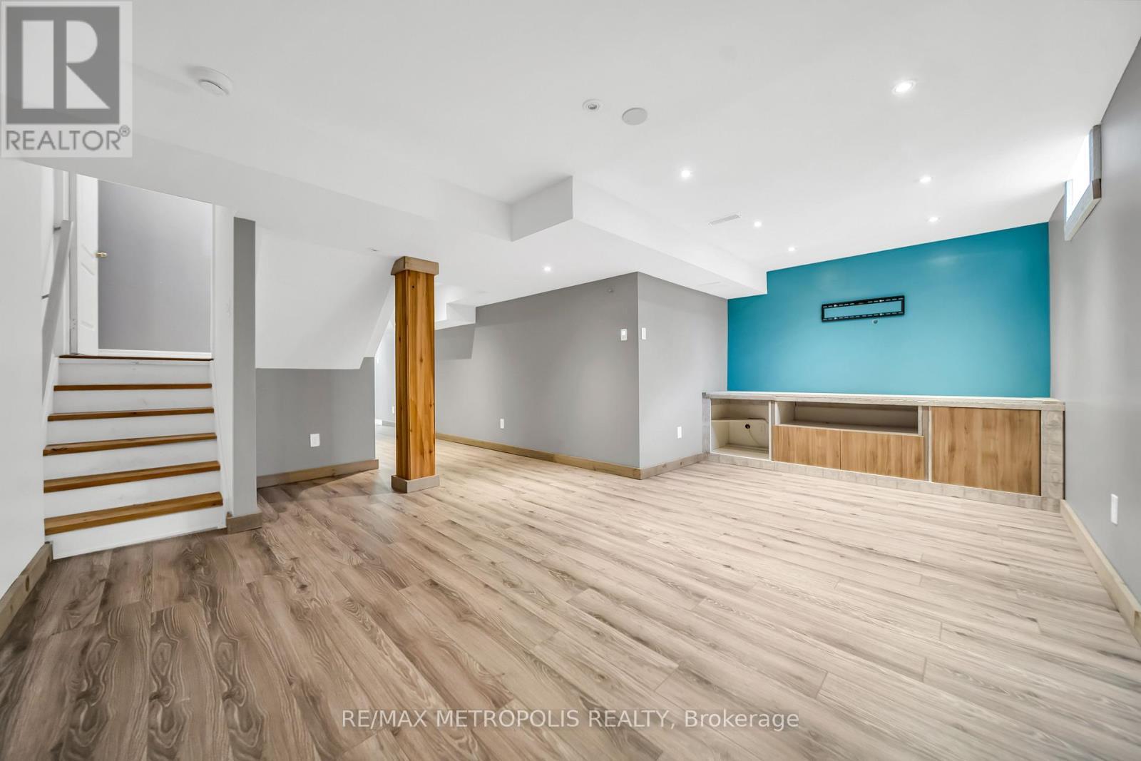 Basement - Rec Room - 5 Westhampton Way, Hamilton, ON - Indoor Photo Showing Other Room