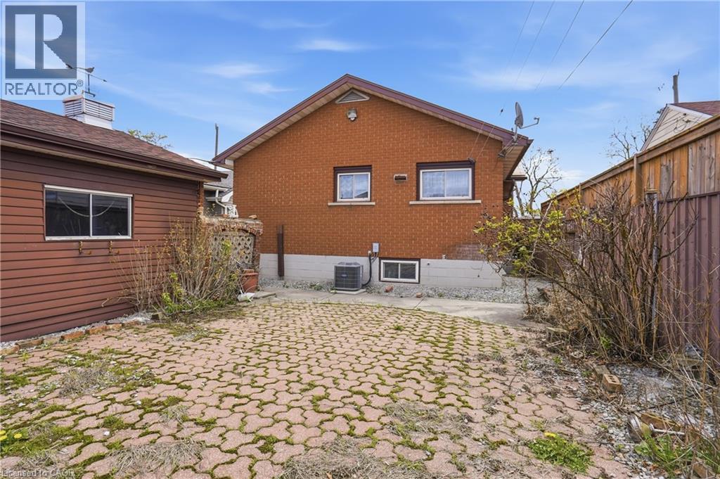 105 Tolton Avenue, Hamilton, ON - Outdoor With Exterior