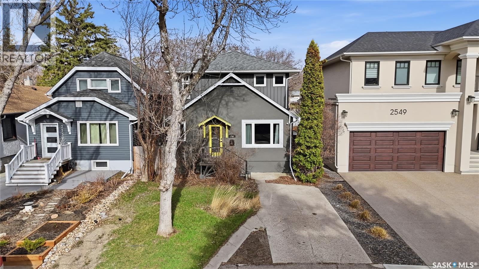 2543 Garnet Street, Regina, SK - Outdoor With Facade