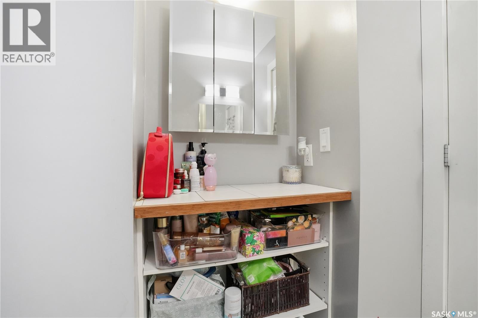 2543 Garnet Street, Regina, SK - Indoor