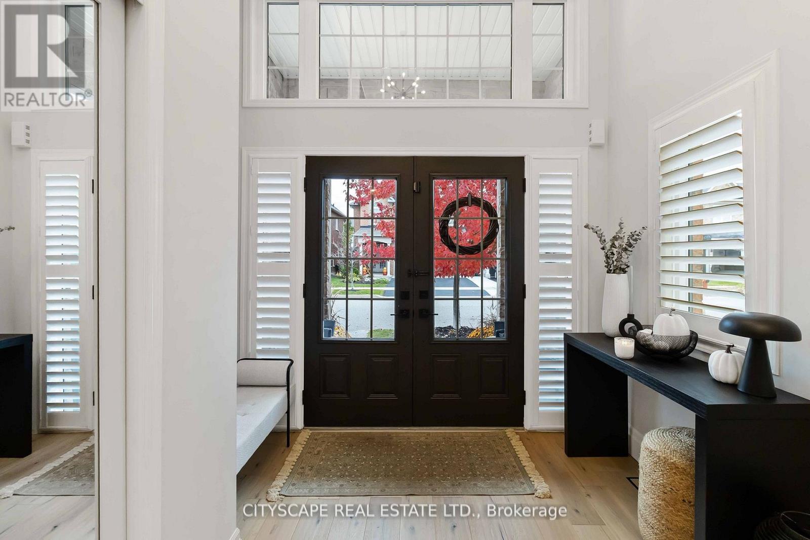 4269 Vivaldi Road, Burlington, ON - Indoor Photo Showing Other Room