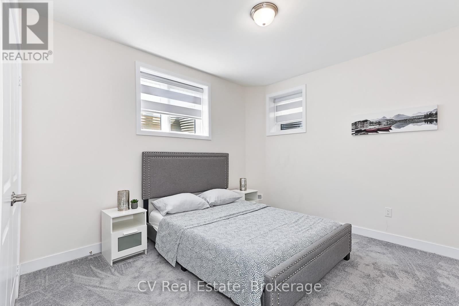 111 Stoneleigh Drive, Blue Mountains, ON - Indoor Photo Showing Bedroom