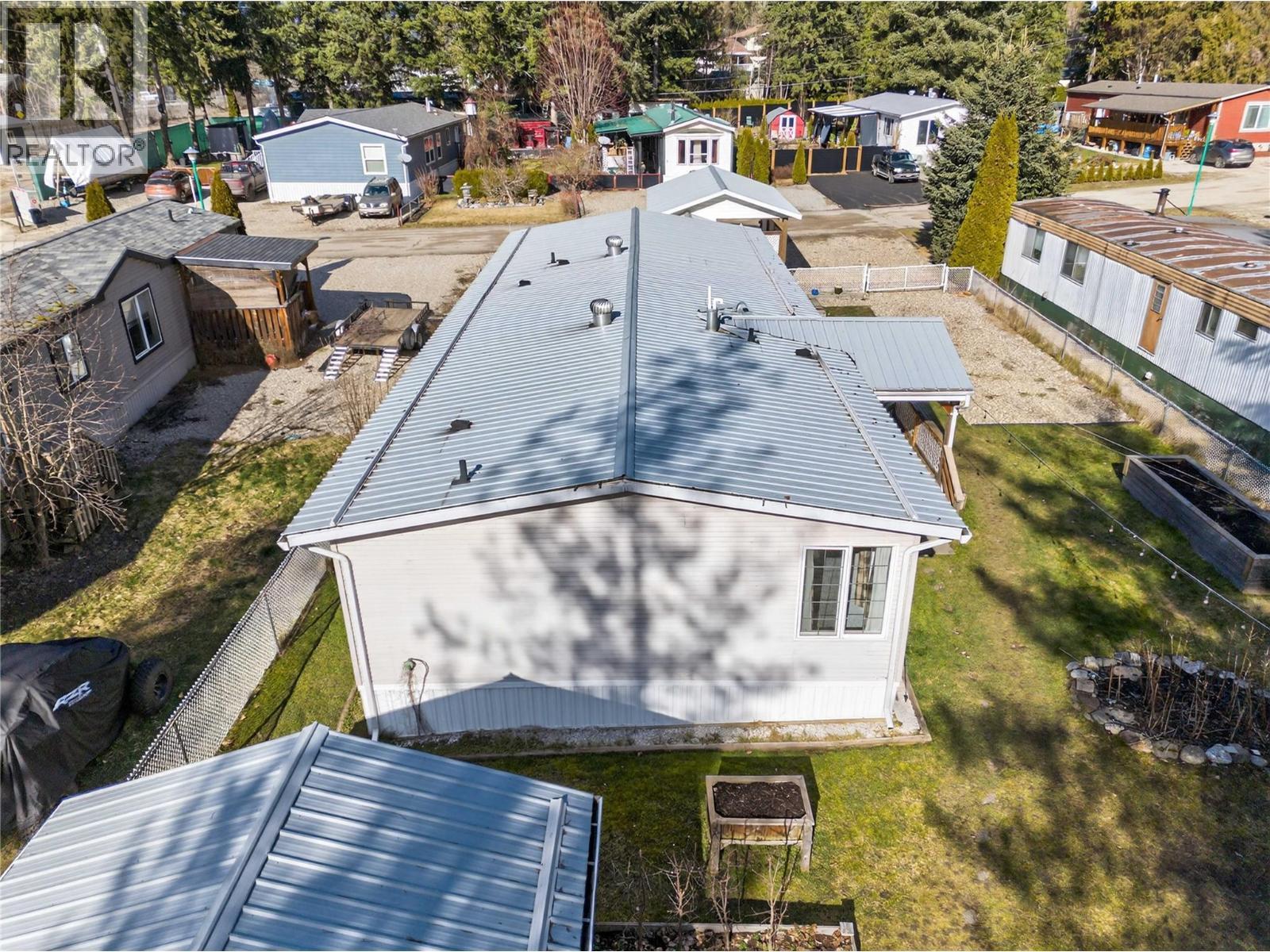 5 Bc97A Highway Unit# 11, Sicamous, BC