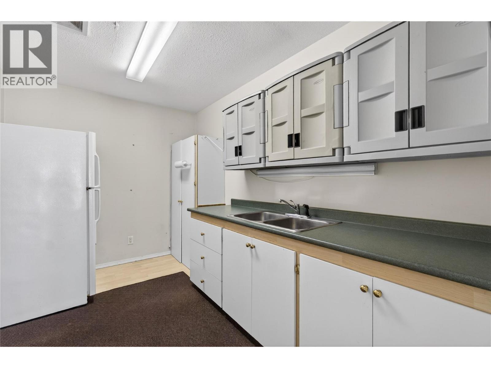 5 Bc97A Highway Unit# 11, Sicamous, BC