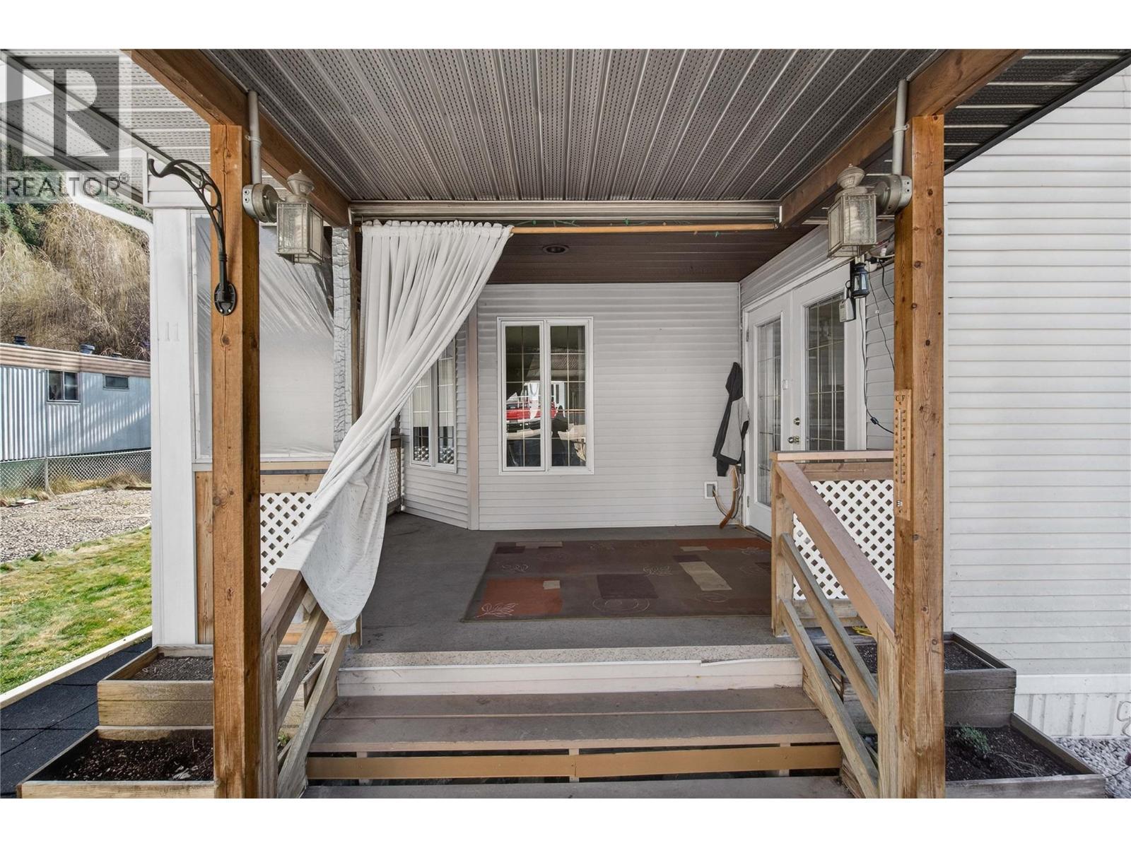 5 Bc97A Highway Unit# 11, Sicamous, BC