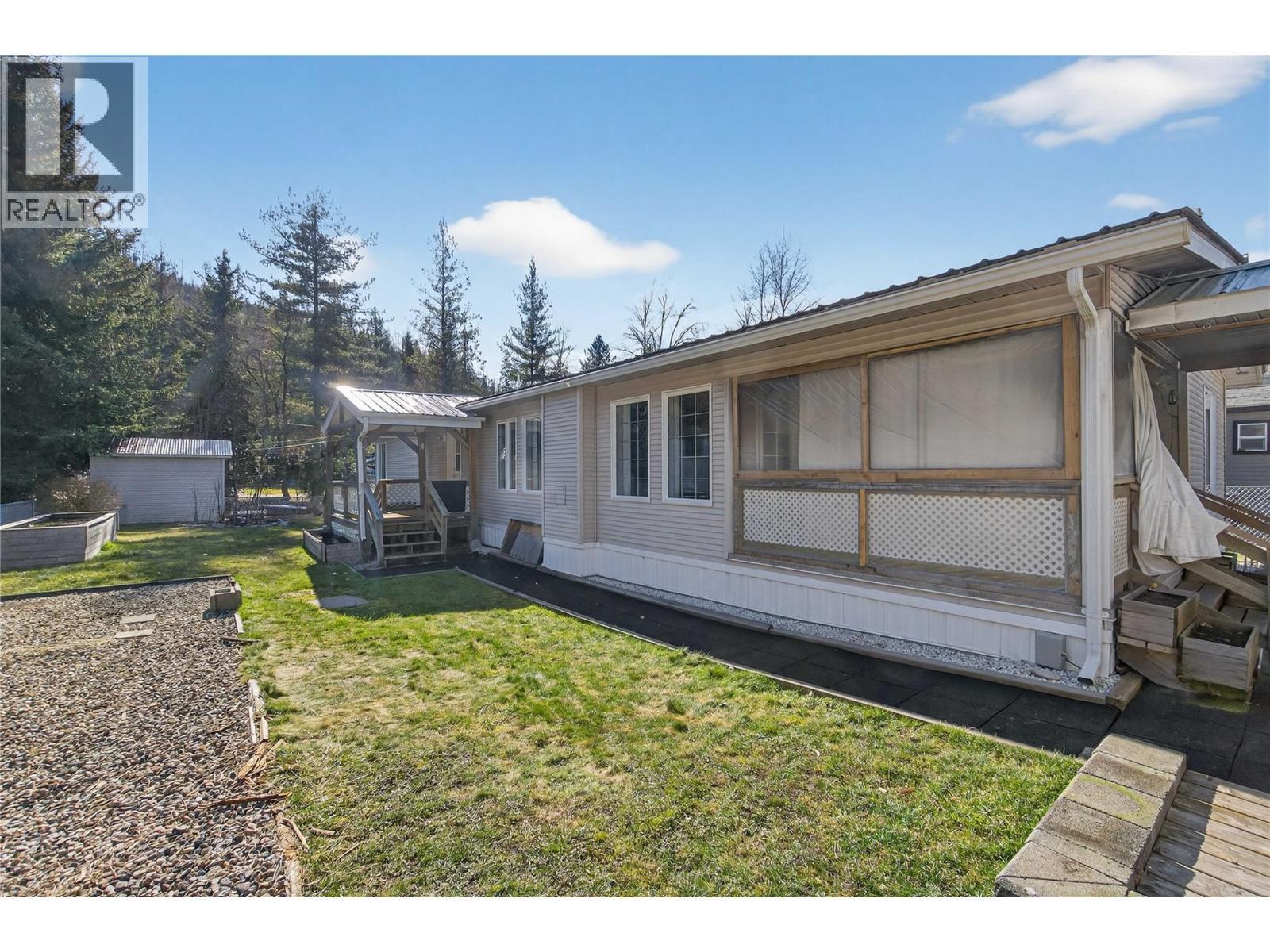 5 Bc97A Highway Unit# 11, Sicamous, BC