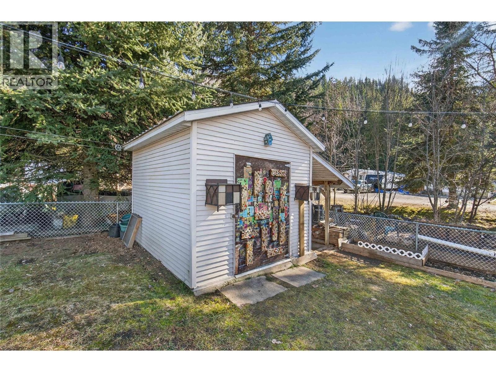 5 Bc97A Highway Unit# 11, Sicamous, BC