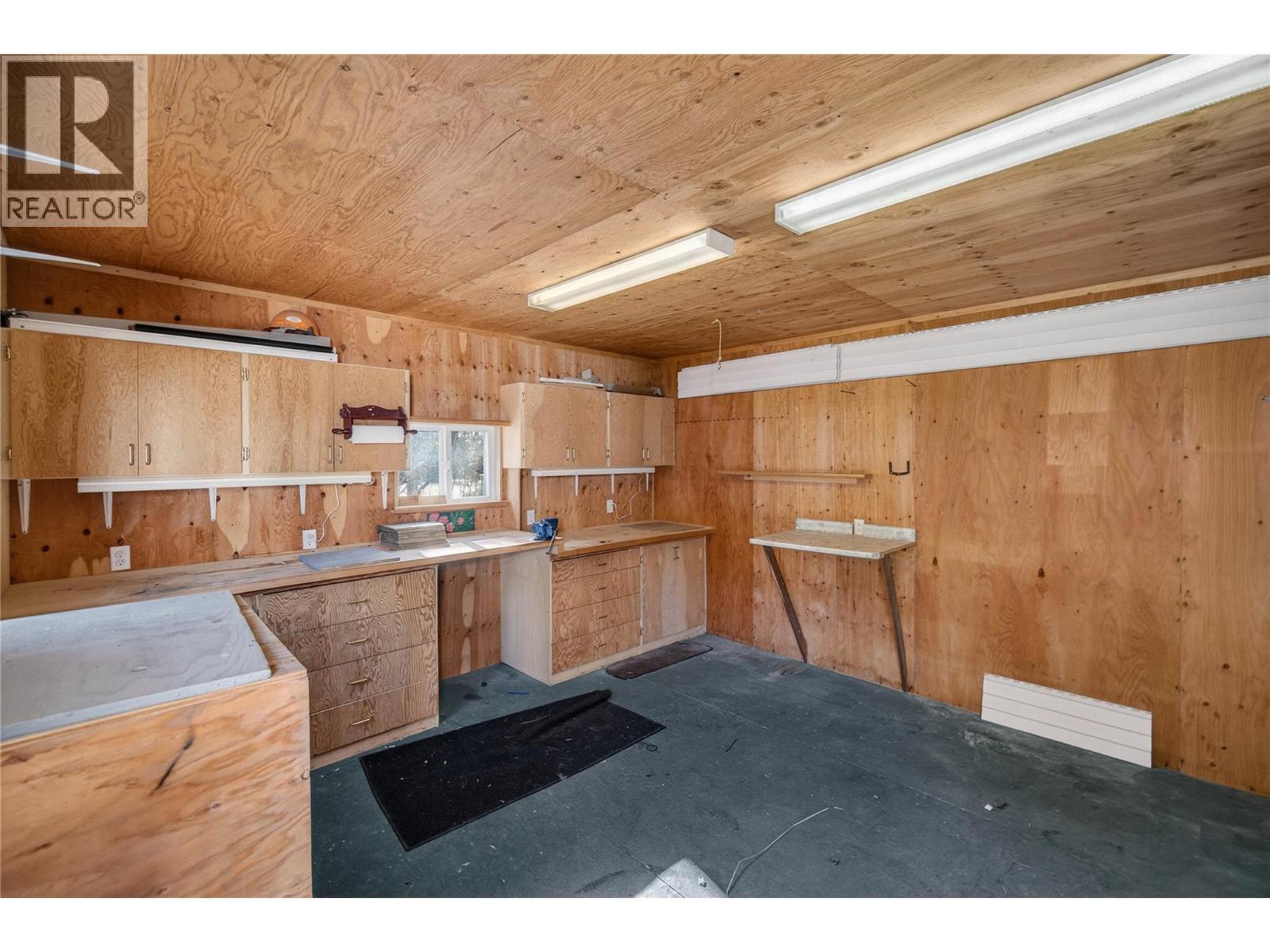 5 Bc97A Highway Unit# 11, Sicamous, BC
