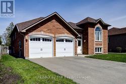 420 RAMBLEWOOD DRIVE Wasaga Beach, ON L9Z 1P3