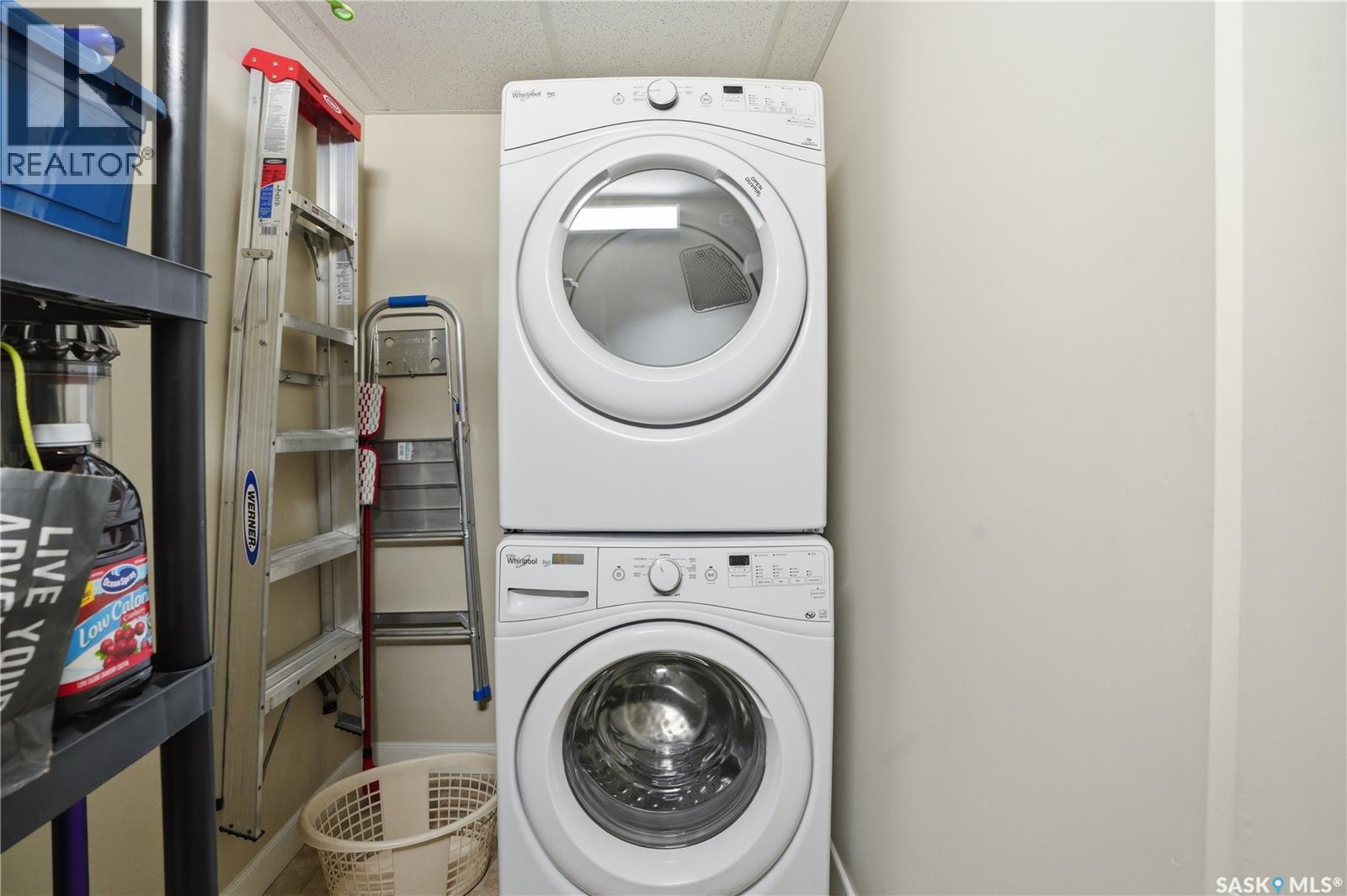 323 1025 Moss Avenue, Saskatoon, SK - Indoor Photo Showing Laundry Room