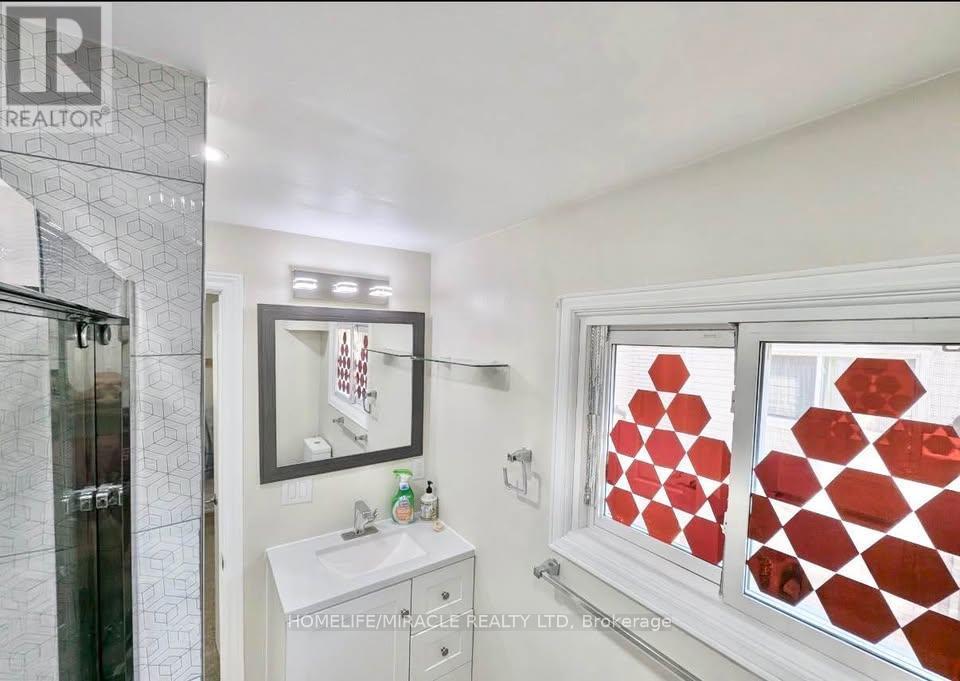 68 Briargate Drive, Kitchener, ON - Indoor Photo Showing Other Room