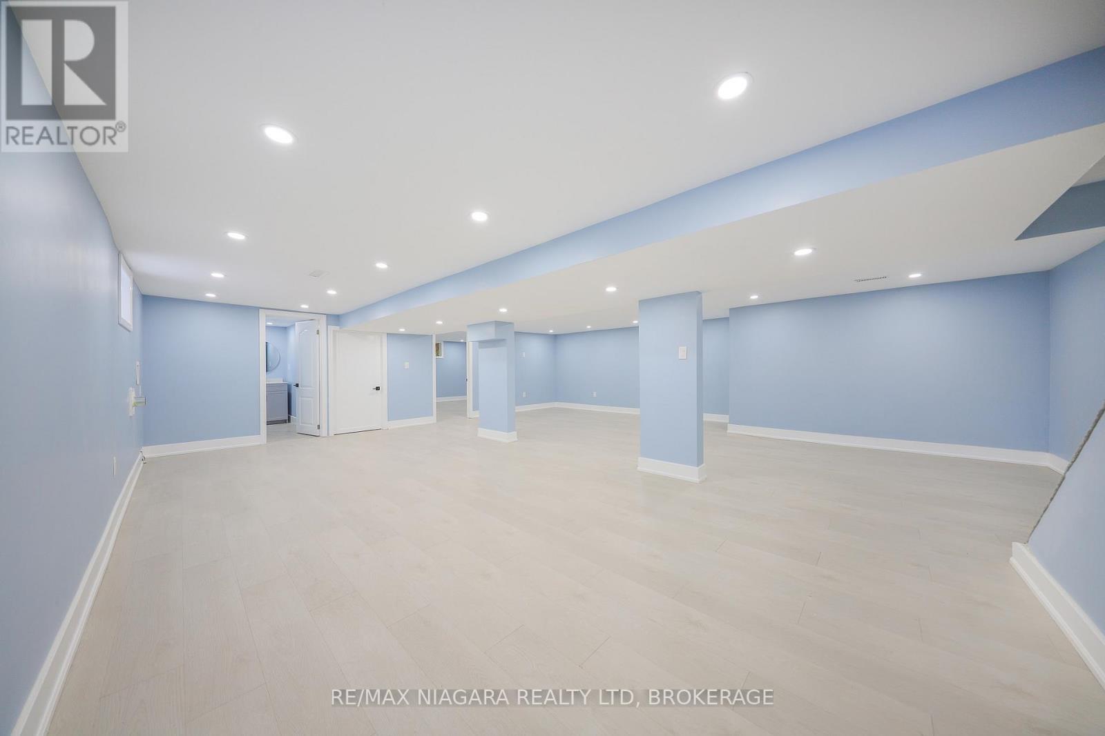 5 Meadowvale Drive, St. Catharines (Lakeport), ON - Indoor Photo Showing Other Room