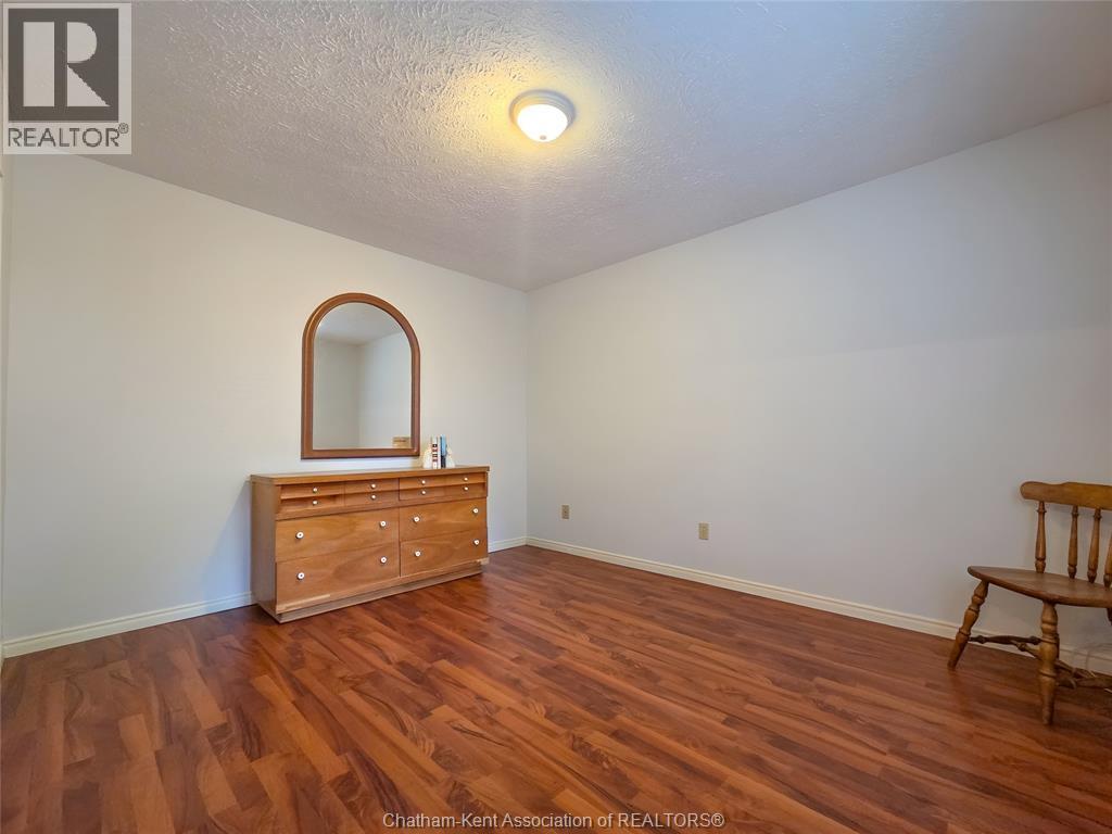 21 Earl Drive, Chatham, ON - Indoor