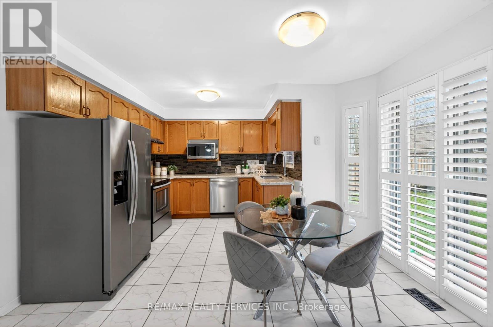 6 Creekwood Drive, Brampton, ON - Indoor